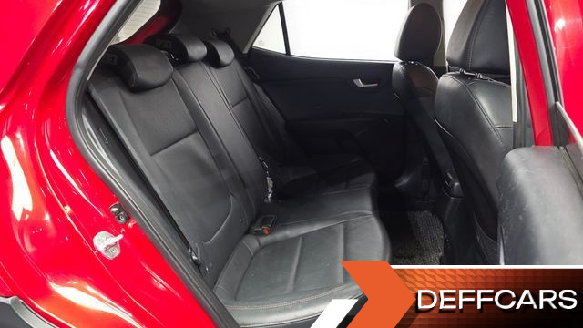 Kia STONIC 1.0 Turbo Prestige купить на сайте DeffCars