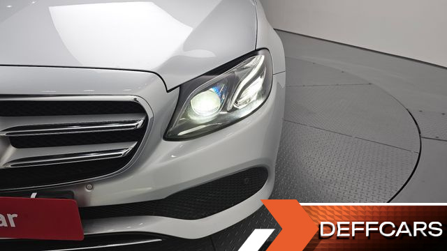 Mercedes E-CLASS E300 4MATIC Avnatgarde купить на сайте DeffCars
