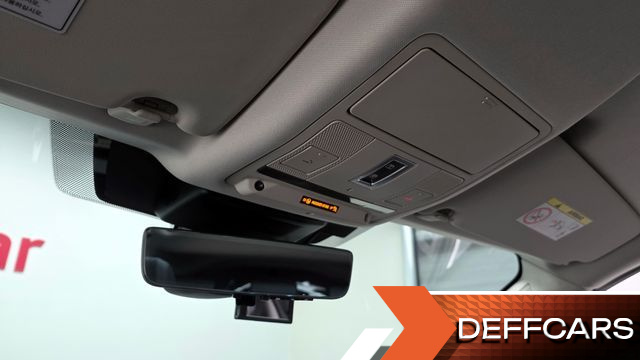 Land Rover DISCOVERY SPORT P250 SE купить на сайте DeffCars
