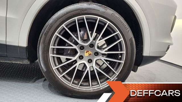 Porsche CAYENNE 3.0 купить на сайте DeffCars