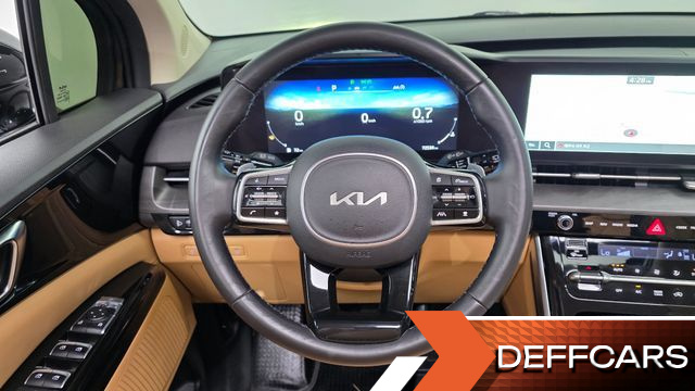 Kia CARNIVAL 9-Seater Noblesse купить на сайте DeffCars