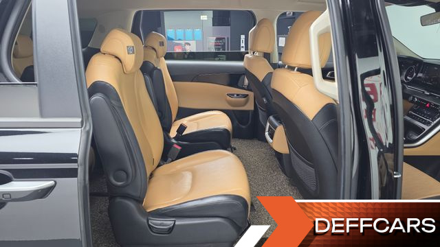 Kia CARNIVAL 9-Seater Prestige купить на сайте DeffCars