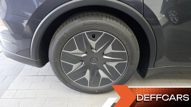 Tesla MODEL Y L Long Range AWD купить на сайте DeffCars