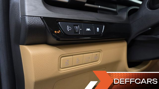 Kia CARNIVAL 9-Seater Noblesse купить на сайте DeffCars