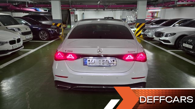 Mercedes E-CLASS E300 4MATIC AMG Line купить на сайте DeffCars