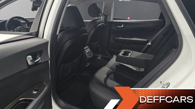 Kia K5 2.0 Prestige купить на сайте DeffCars