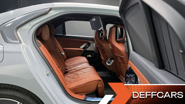 BMW 7-SERIES 740i xDrive M Sport купить на сайте DeffCars