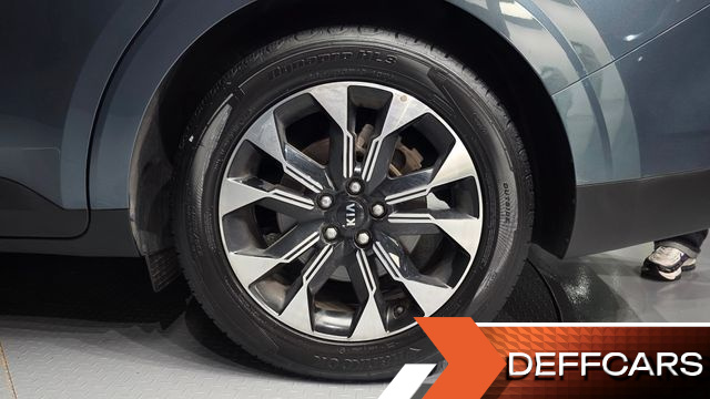 Kia CARNIVAL 9-Seater Signature купить на сайте DeffCars