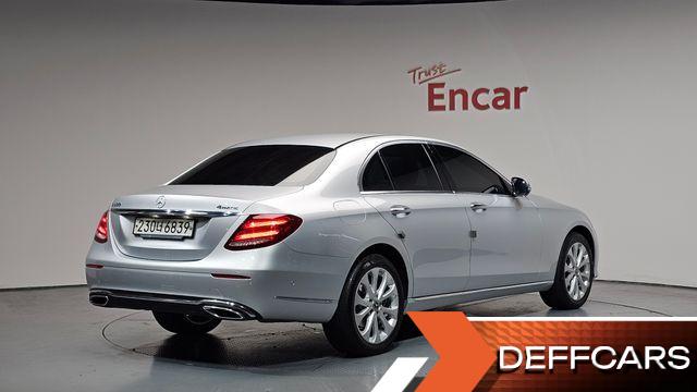 Mercedes E-CLASS E300 4MATIC Exclusive купить на сайте DeffCars