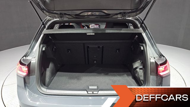 Volkswagen GOLF 2.0 GTI купить на сайте DeffCars