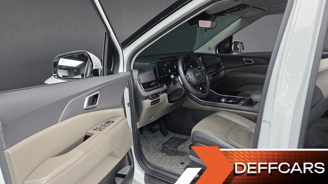 Kia CARNIVAL 9-Seater Prestige купить на сайте DeffCars