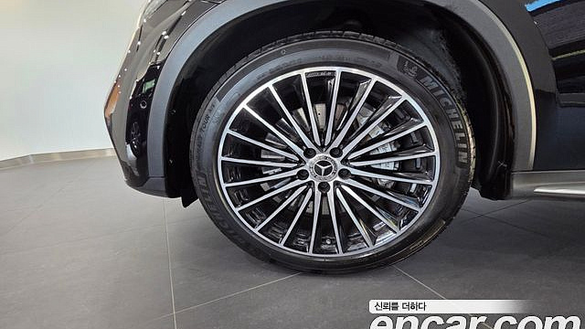 Mercedes GLC-CLASS GLC 300 4MATIC Avantgarde купить на сайте DeffCars