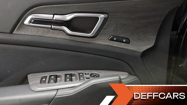 Kia SPORTAGE Signature 2WD купить на сайте DeffCars