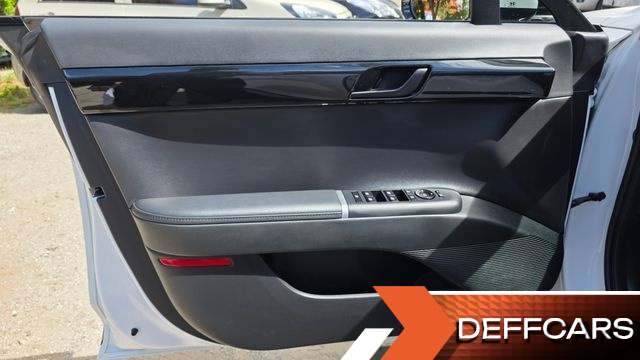 Hyundai GRANDEUR 2,5 Gasoline 2WD Premium купить на сайте DeffCars