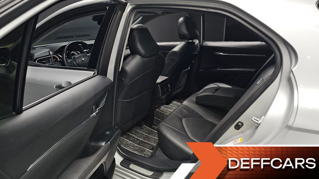 Toyota CAMRY 2.5 купить на сайте DeffCars