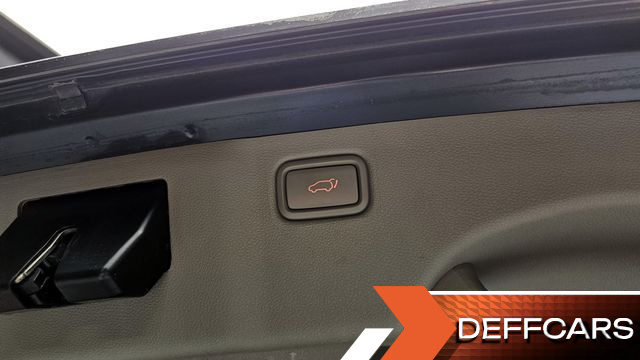 Kia CARNIVAL 9-Seater Noblesse Special купить на сайте DeffCars