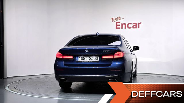 BMW 5-SERIES 530i Luxury купить на сайте DeffCars