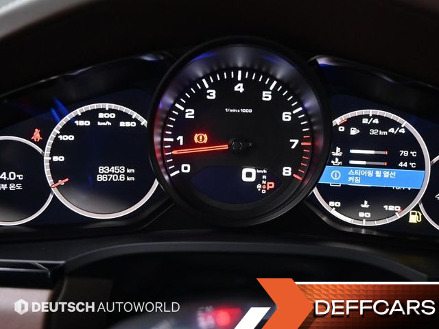 Porsche CAYENNE 3.0 купить на сайте DeffCars