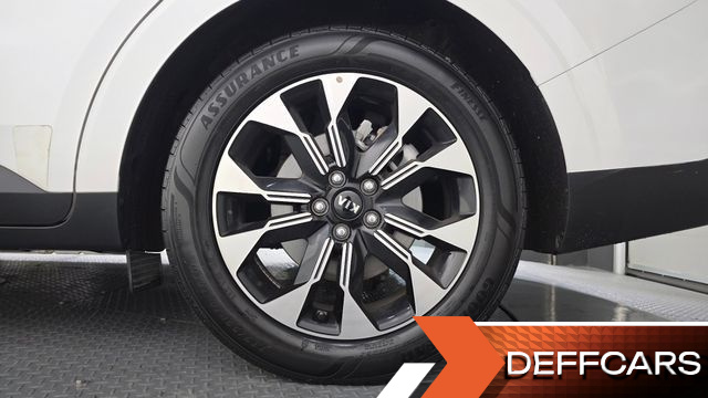 Kia CARNIVAL 9-Seater Prestige купить на сайте DeffCars
