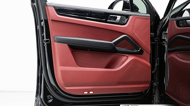 Porsche CAYENNE 3.0 купить на сайте DeffCars