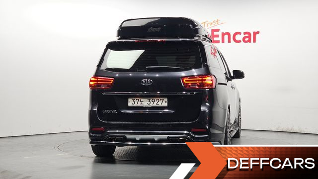 Kia CARNIVAL 9-Seater Noblesse Special купить на сайте DeffCars