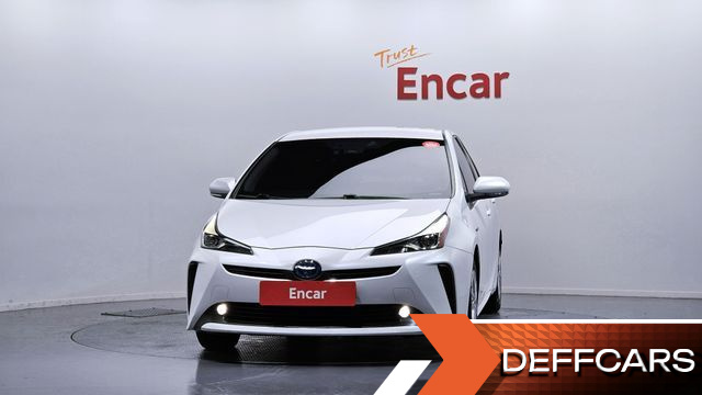 Toyota PRIUS 1.8 купить на сайте DeffCars