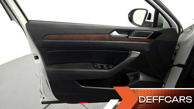 Volkswagen PASSAT 2.0 TDI 4Motion Prestige купить на сайте DeffCars