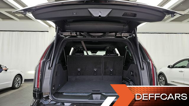 Cadillac ESCALADE 6.2 ESV ESV Sports Platinum купить на сайте DeffCars