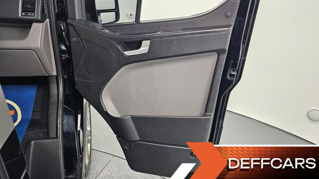 Hyundai SOLATI 15-seater Luxury купить на сайте DeffCars