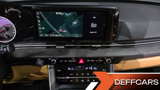 Kia CARNIVAL 9-Seater Prestige купить на сайте DeffCars