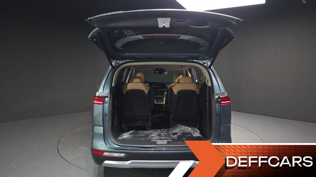 Kia CARNIVAL 9-Seater Signature купить на сайте DeffCars