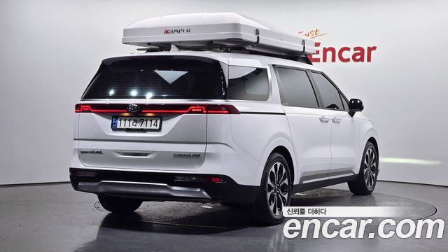 Kia CARNIVAL 7-Seater Noblesse купить на сайте DeffCars