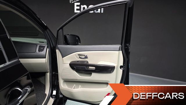 Kia CARNIVAL 9-Seater Noblesse Special купить на сайте DeffCars