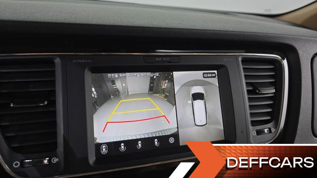 Kia CARNIVAL 9-Seater Noblesse Special купить на сайте DeffCars