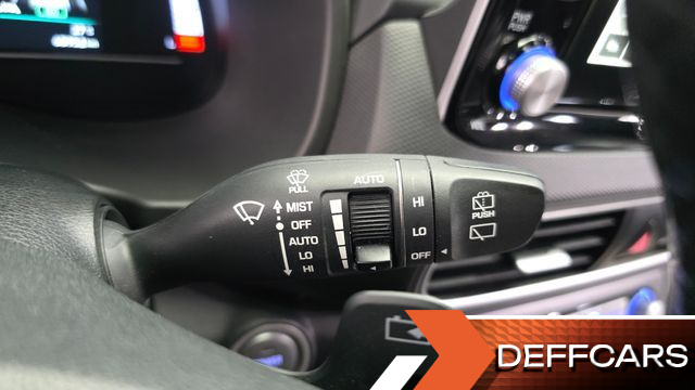 Hyundai KONA Premium купить на сайте DeffCars