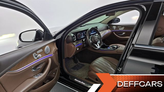 Mercedes E-CLASS E300 4MATIC Exclusive купить на сайте DeffCars