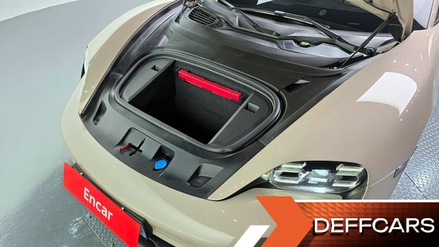 Porsche TAYCAN Base купить на сайте DeffCars