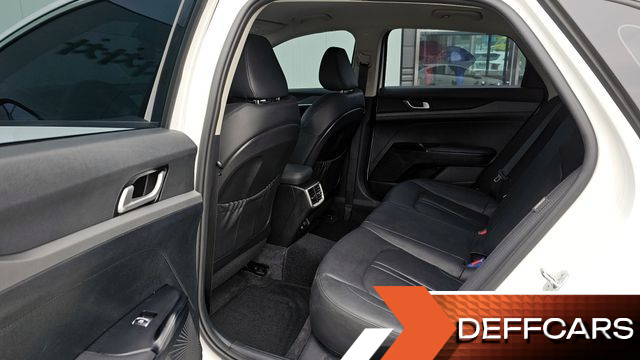 Kia K5 2.0 Prestige купить на сайте DeffCars