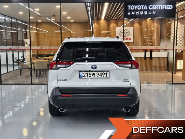 Toyota RAV4 2.5 2WD Hybrid купить на сайте DeffCars