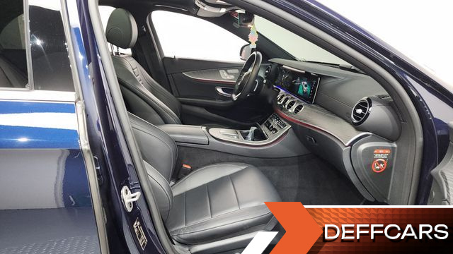 Mercedes E-CLASS E350 4MATIC AMG Line купить на сайте DeffCars