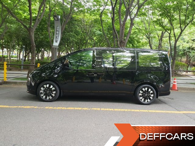 Hyundai STARIA Lounge 7-Seater Inspiration купить на сайте DeffCars