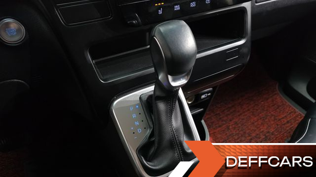 Hyundai STARIA Tourer 11-Seater Modern купить на сайте DeffCars