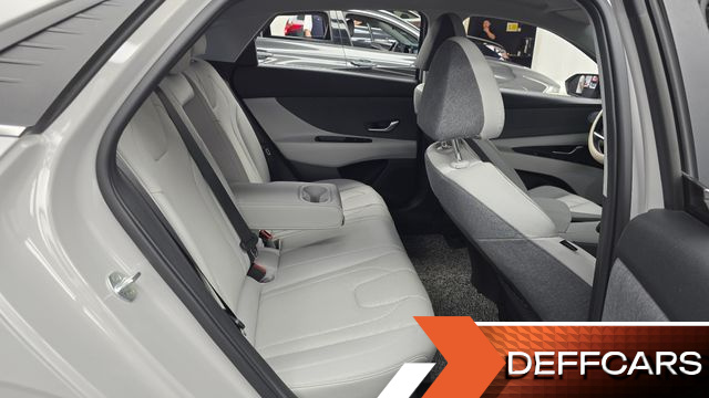 Hyundai AVANTE 1.6 Inspiration купить на сайте DeffCars