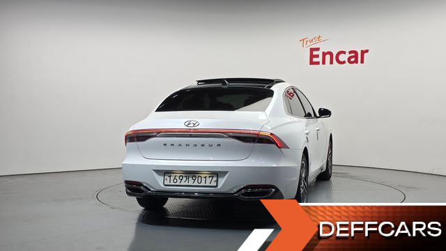 Hyundai GRANDEUR 2.5 Premium Choice купить на сайте DeffCars