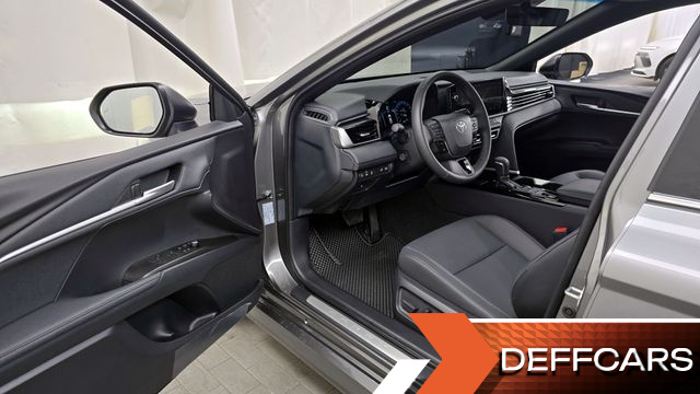 Toyota CAMRY 2.5 XLE Hybrid купить на сайте DeffCars