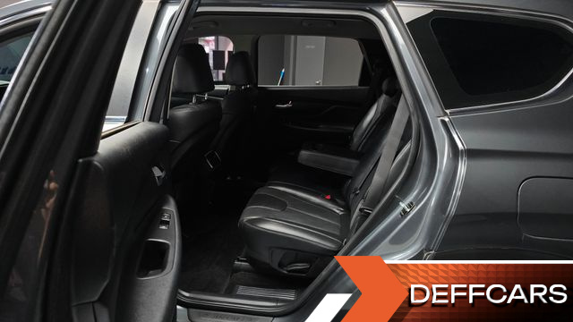 Hyundai SANTAFE Gasoline 2.0T 2WD Premium купить на сайте DeffCars