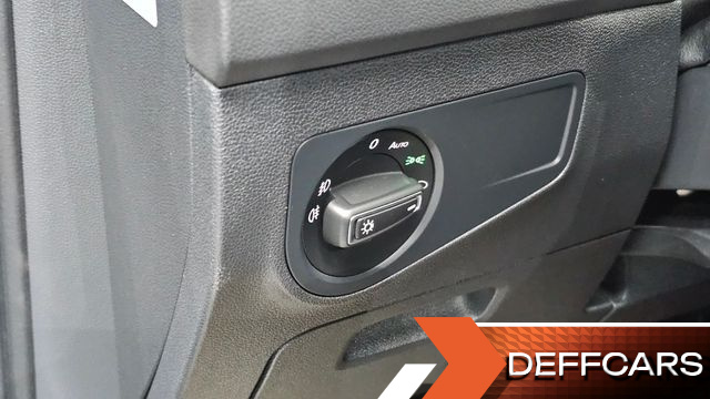Volkswagen TIGUAN 2.0 TDI Premium купить на сайте DeffCars
