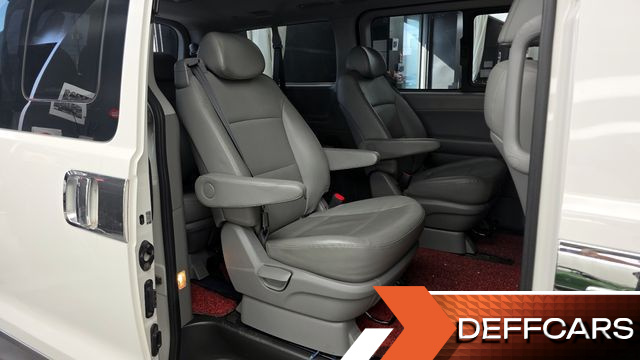 Hyundai STAREX 4WD Urban 9-Seater Premium Special купить на сайте DeffCars