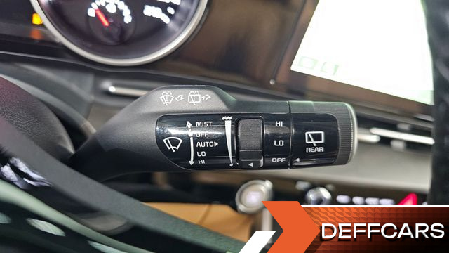 Kia CARNIVAL 9-Seater Prestige купить на сайте DeffCars