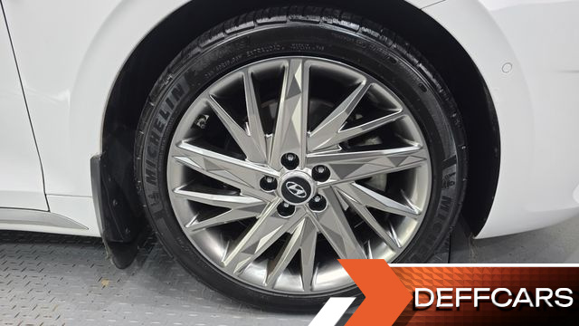 Hyundai GRANDEUR 3.3 Calligraphy купить на сайте DeffCars